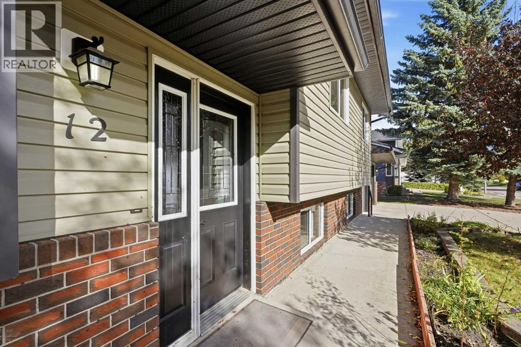 Listing photo – 12 Dickens Lane, Lacombe