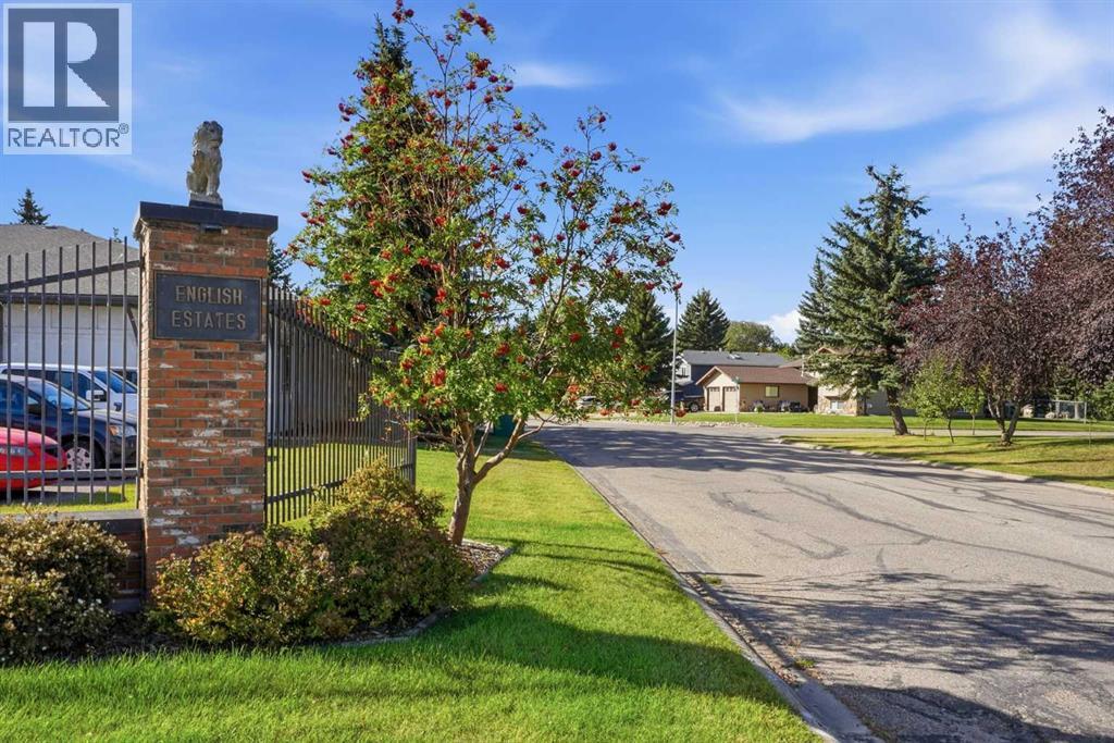 Listing photo – 12 Dickens Lane, Lacombe
