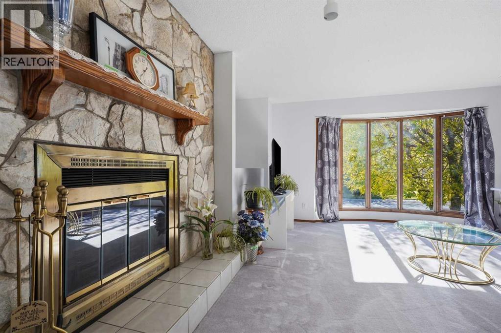 Listing photo – 12 Dickens Lane, Lacombe
