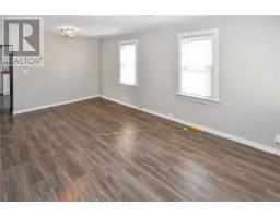 12 Gutcher Ave, Sudbury, ON P3C3H6 Photo 10