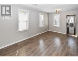 12 Gutcher Ave, Sudbury, ON P3C3H6 Photo 11