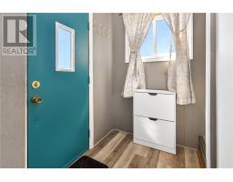 12 Gutcher Ave, Sudbury, ON P3C3H6 Photo 6