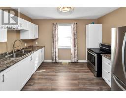 12 Gutcher Ave, Sudbury, ON P3C3H6 Photo 8