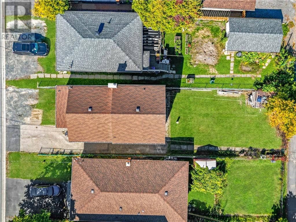 12 Gutcher Ave, Sudbury — photo 5