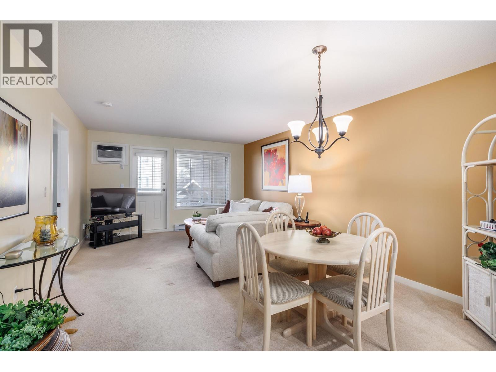 #111 920 Glenwood Avenue - 3