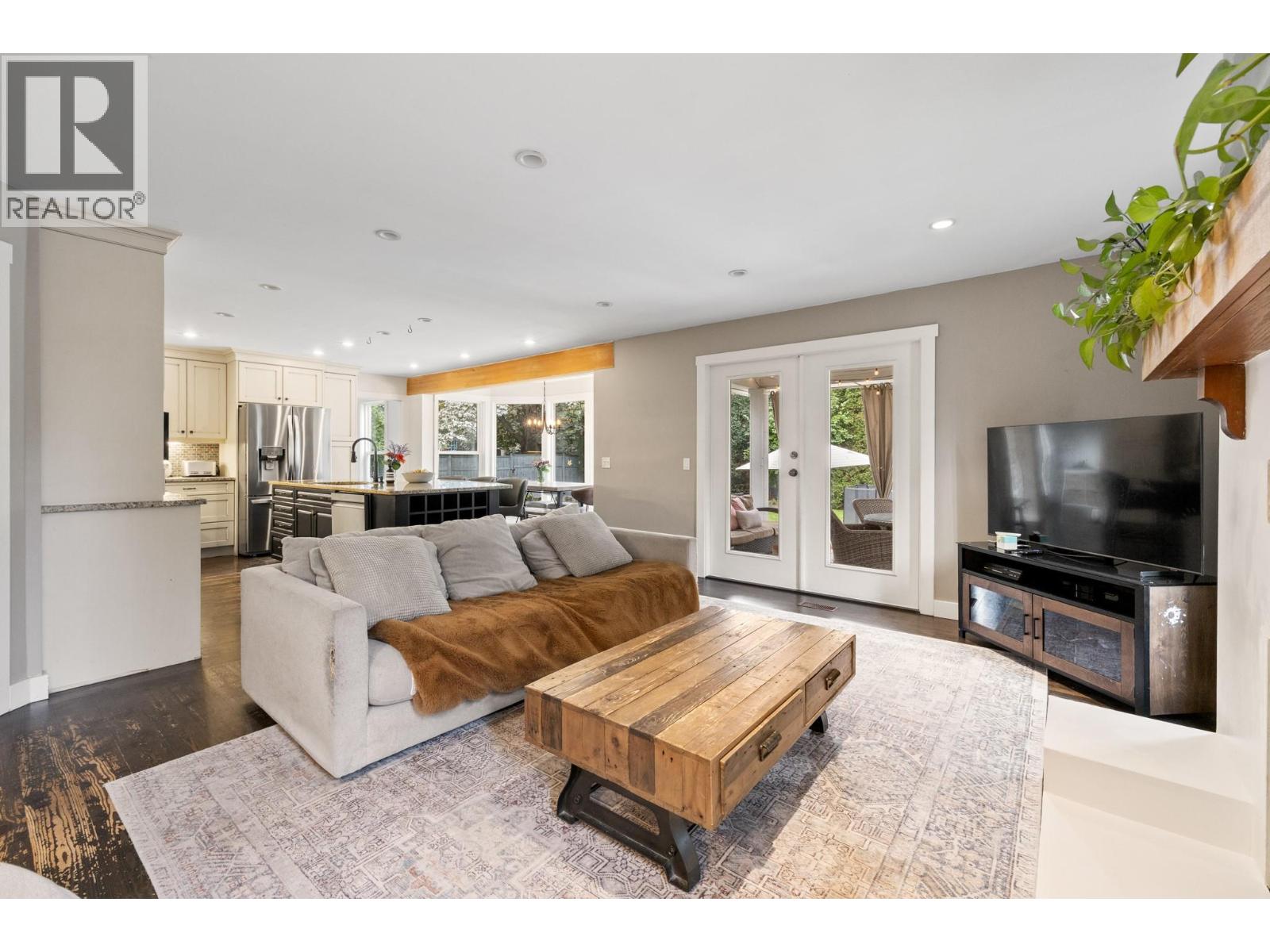 4338 Dunvegan Court - 13