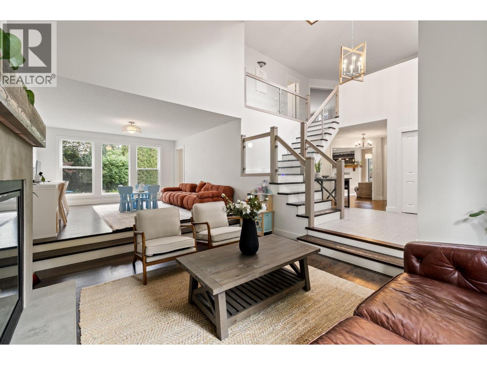 4338 Dunvegan Court - 2