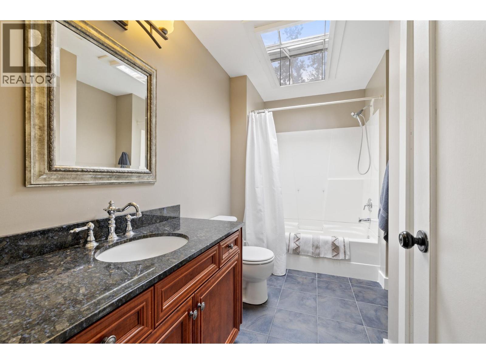 4338 Dunvegan Court, Kelowna