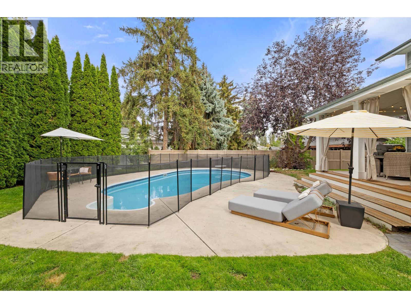 4338 Dunvegan Court - 44