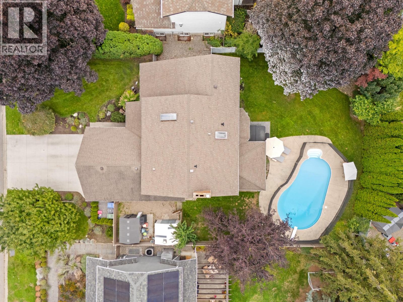 4338 Dunvegan Court, Kelowna