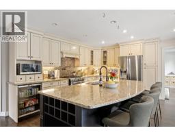 4pc Ensuite bath - 4338 Dunvegan Court, Kelowna, BC V1W2N6 Photo 10