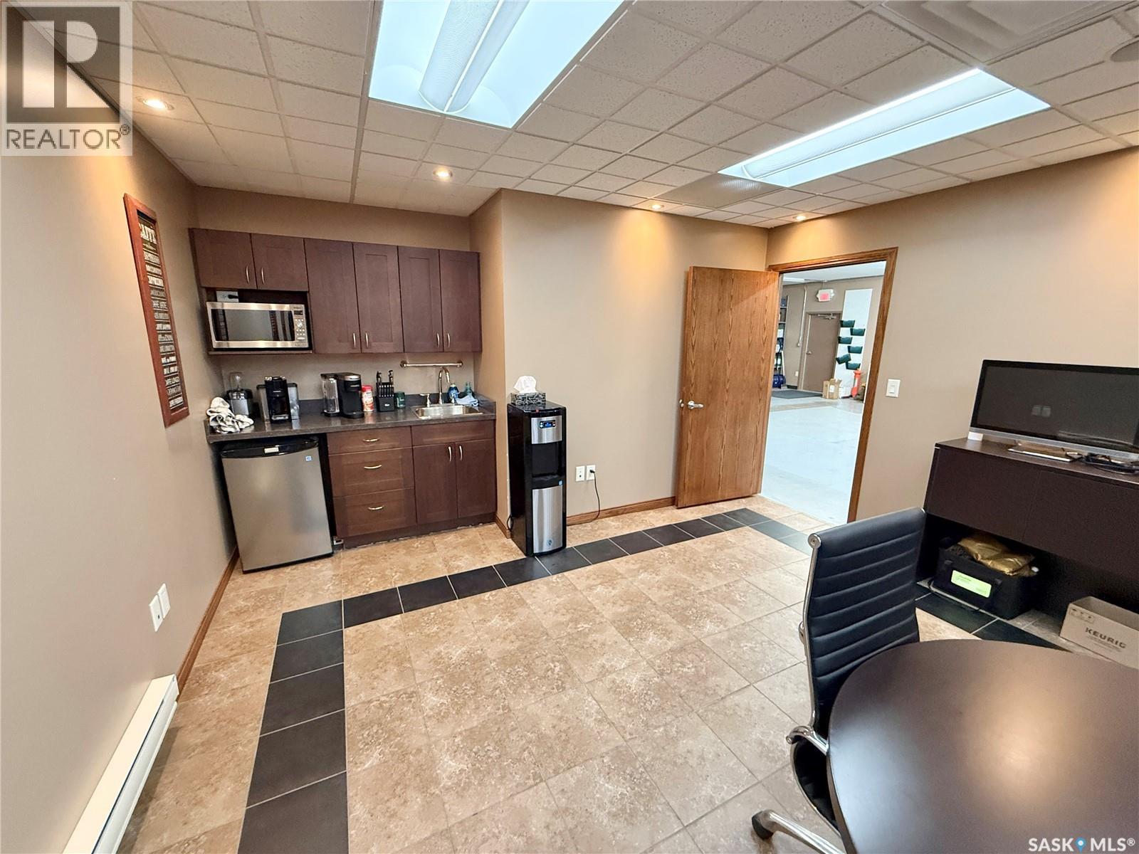 118 & 122 Perkins STREET, Estevan — photo 21