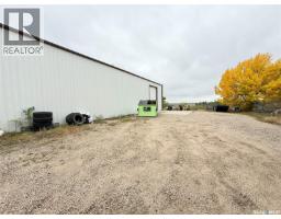 118 & 122 Perkins Street, Estevan, SK S4A2K1 Photo 10