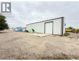 118 & 122 Perkins Street, Estevan, SK S4A2K1 Photo 11