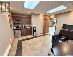118 & 122 Perkins Street, Estevan, SK S4A2K1 Photo 21
