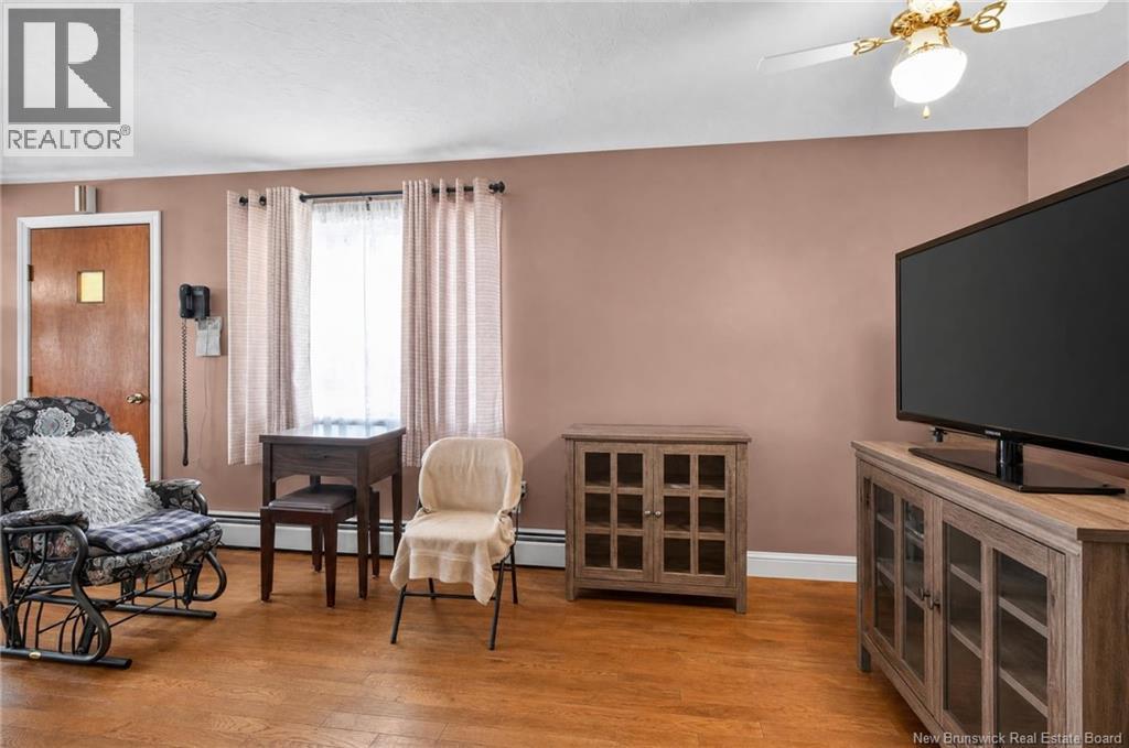 6115 Route 515 - Image 9