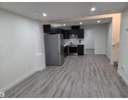 1368 Siskin Wd Nw, Edmonton, AB T5S0R3 Photo 22