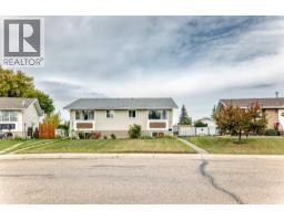 4209 54 Avenue, Innisfail, AB T4G1K4 Photo 35