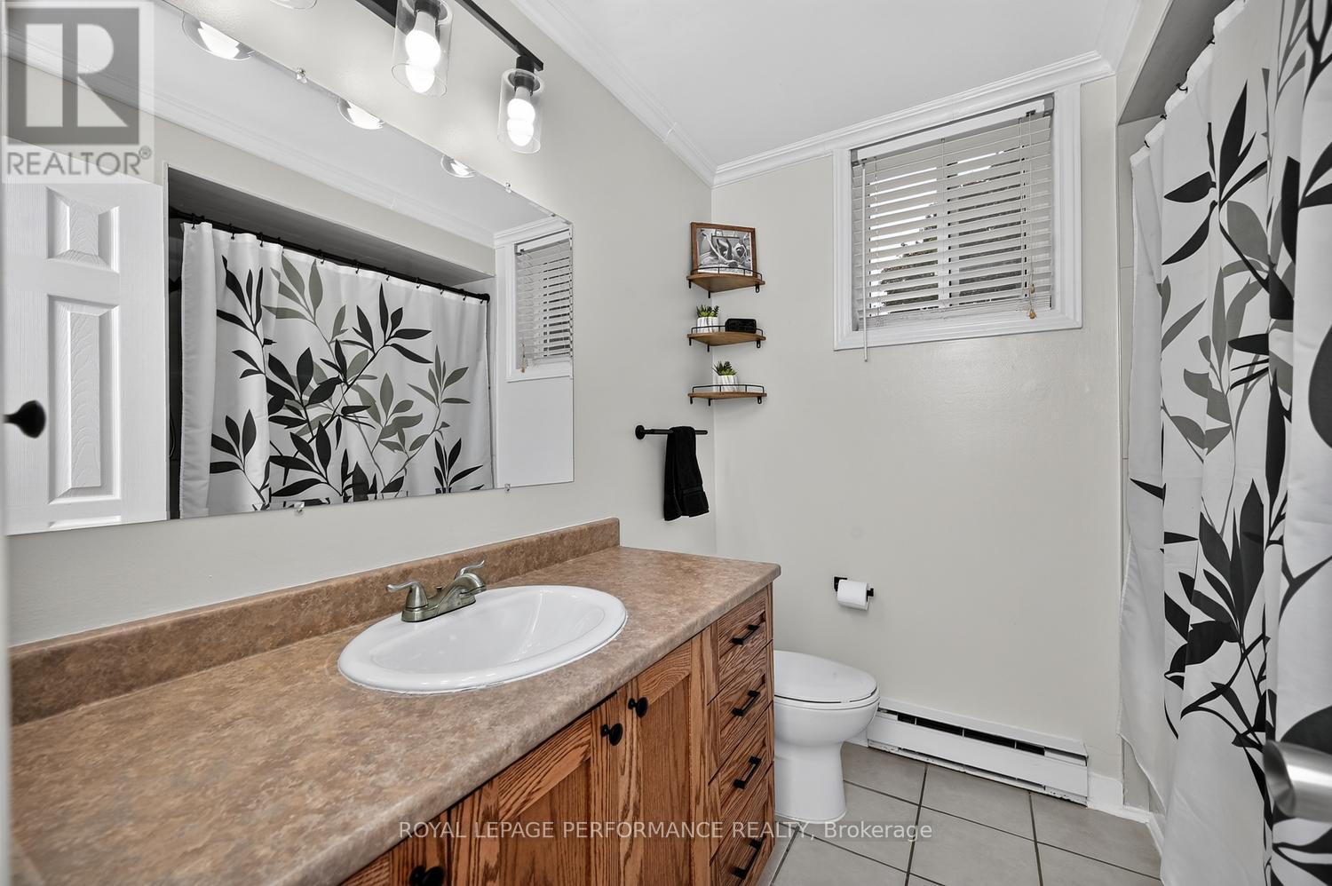 A - 6812 Jeanne Darc Boulevard N
