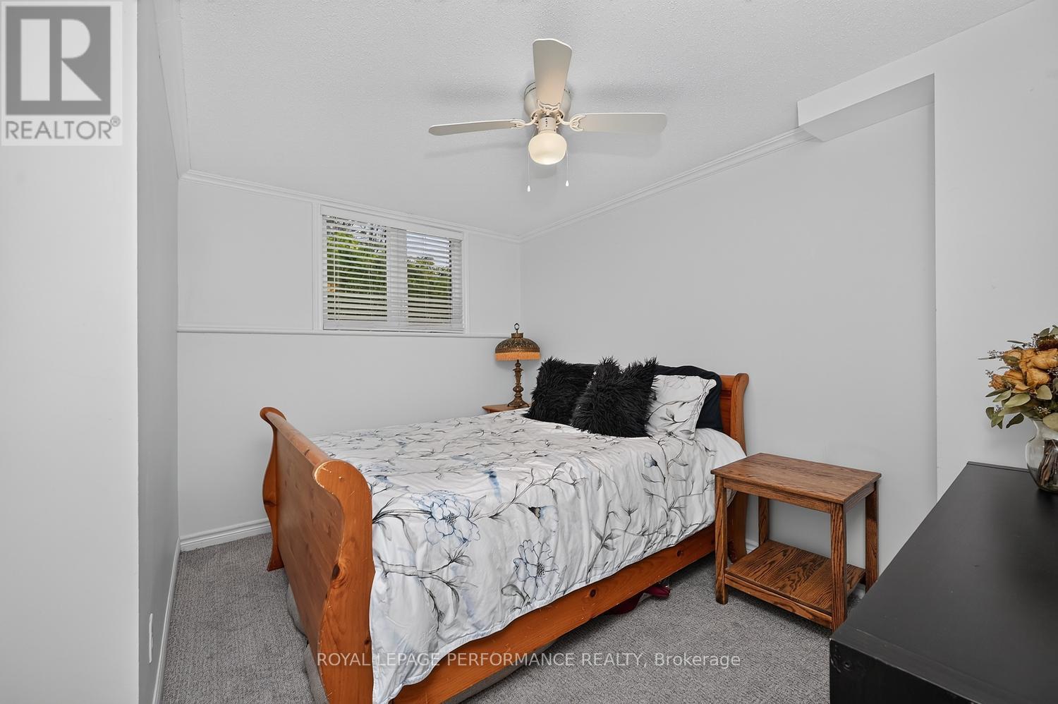 A - 6812 Jeanne Darc Boulevard N