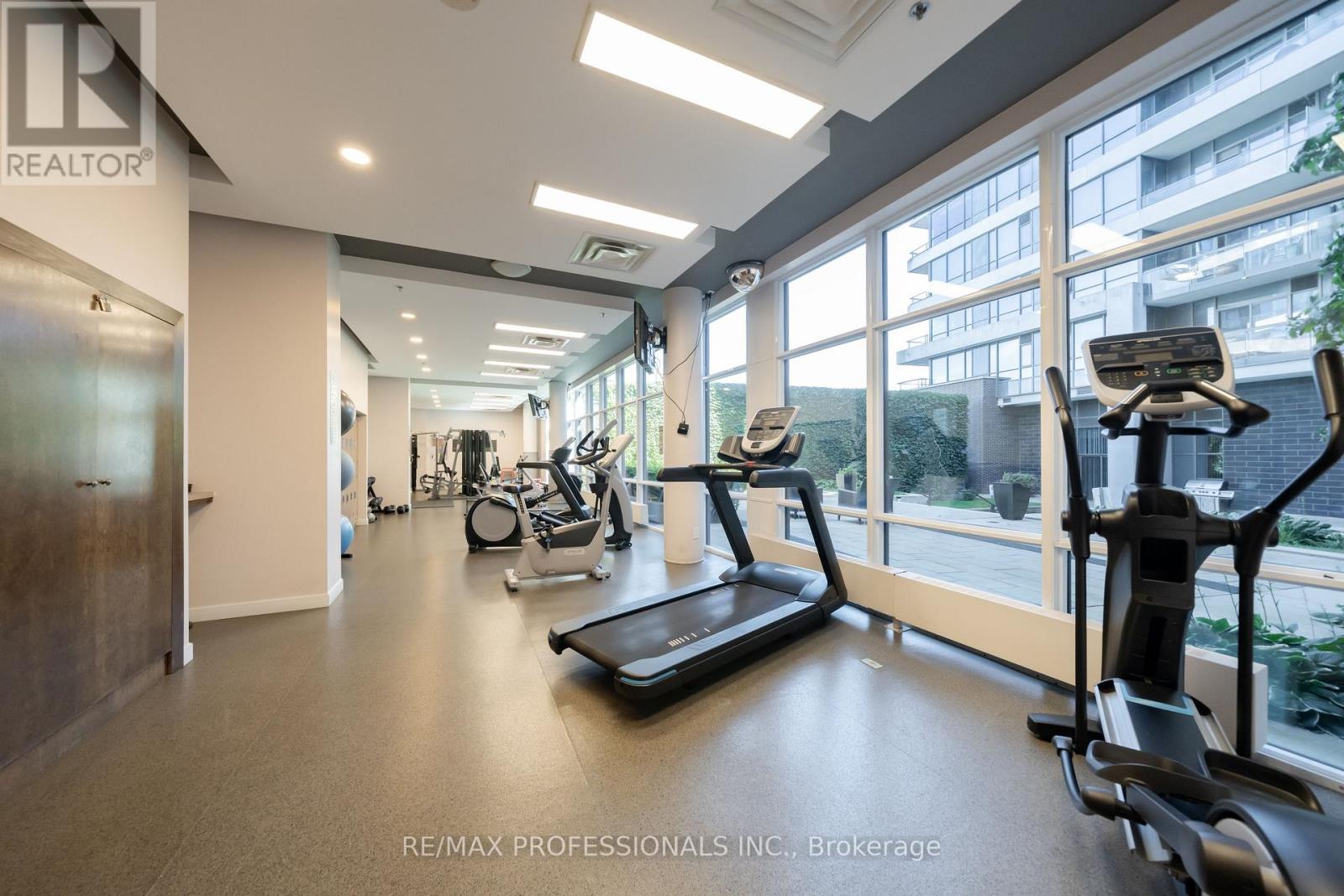 #413 1 HURONTARIO STREET - Image 26