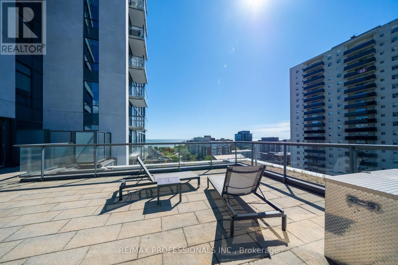 #413 1 HURONTARIO STREET - Image 33