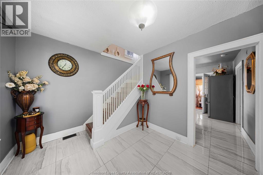 908 OAK STREET, Windsor — photo 11