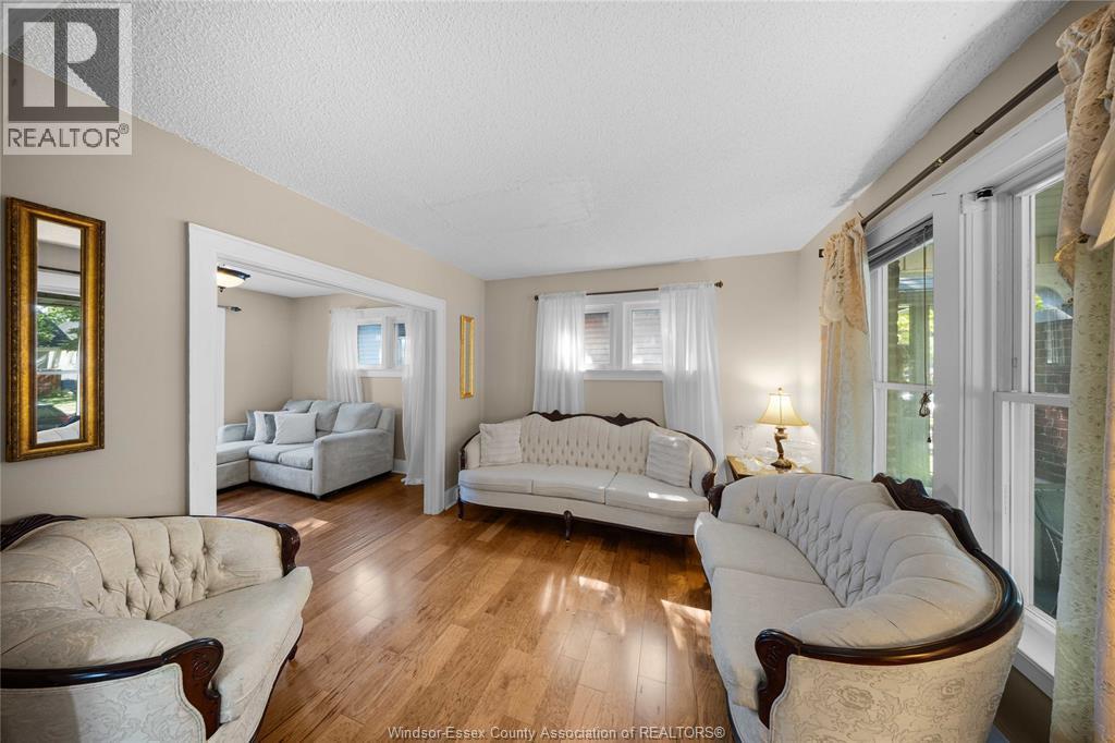 908 OAK STREET - 14
