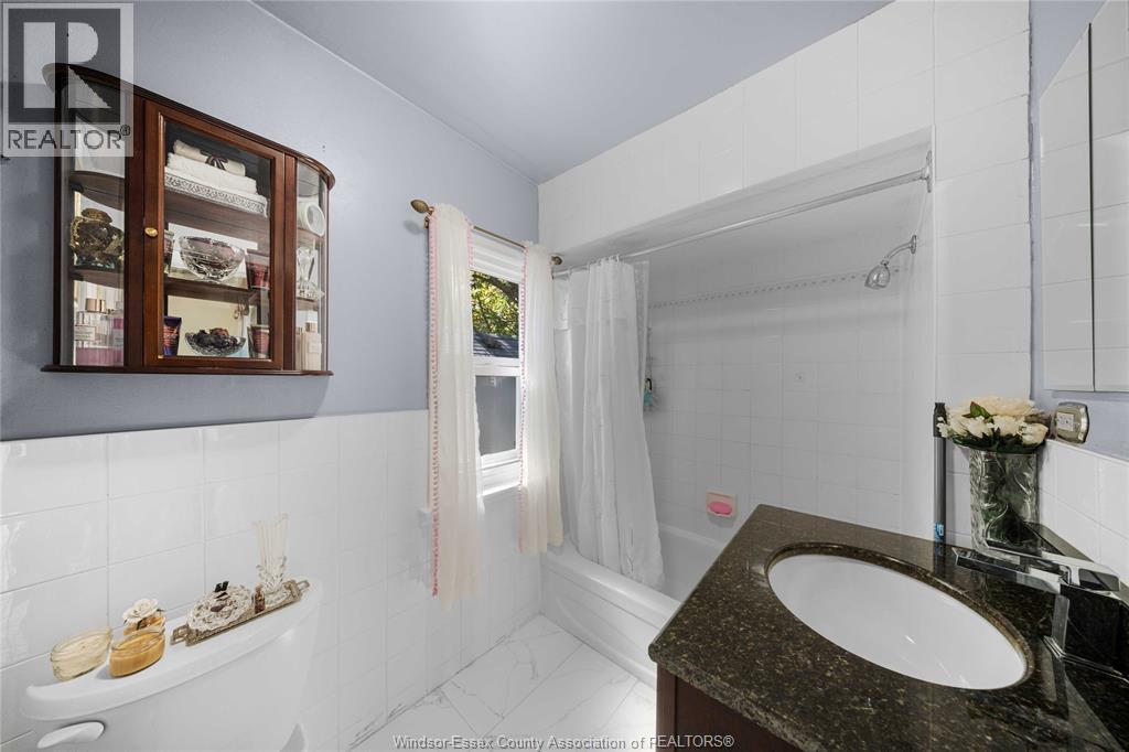 908 OAK STREET - 29