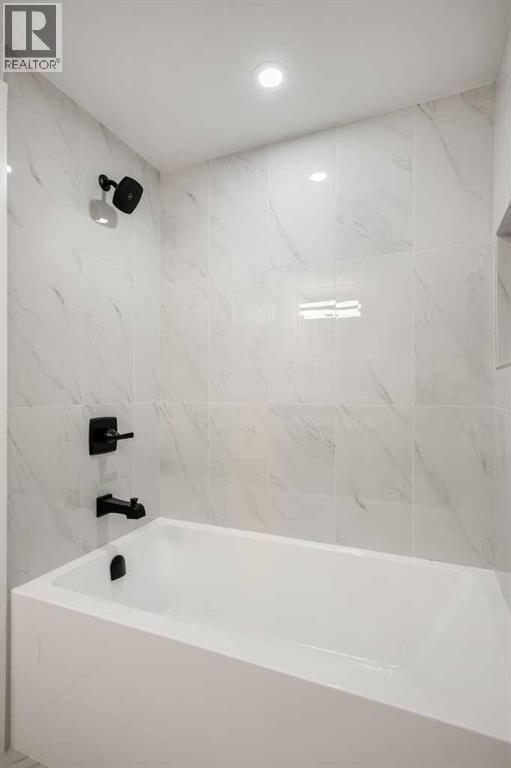 420 32 Avenue NW - 40