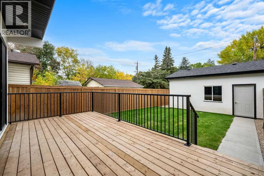 420 32 Avenue NW - 42