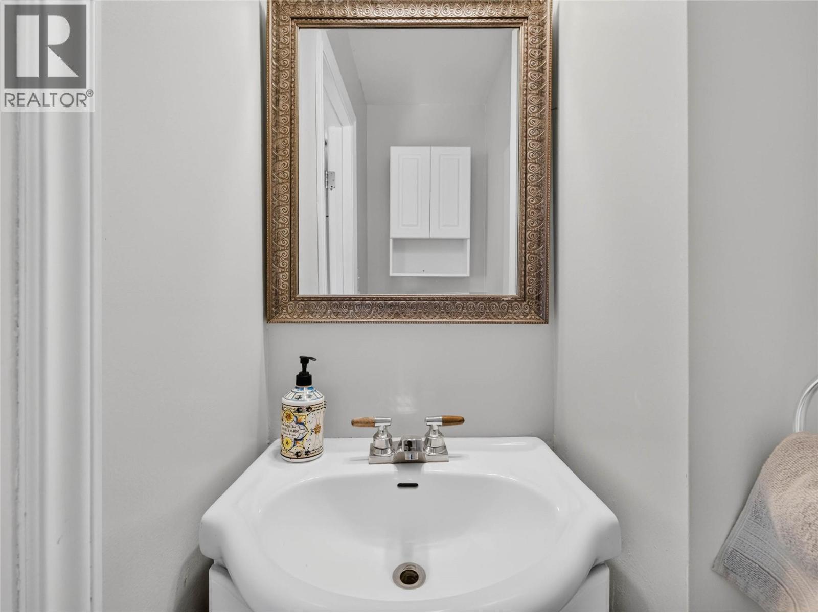 1710 Silver King Road - Image 18