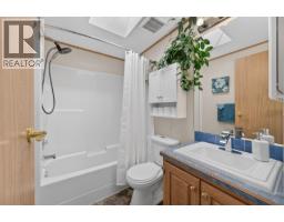 Foyer - 9 Van Dyke Street Unit# 9v, Kamloops, BC V2B4G2 Photo 9