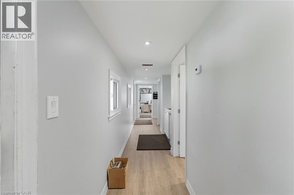 338 TRINITY CHURCH Road, Hamilton — photo 9