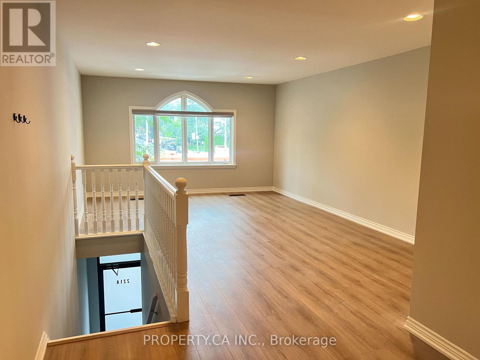 Photo of 3221A Yonge Street