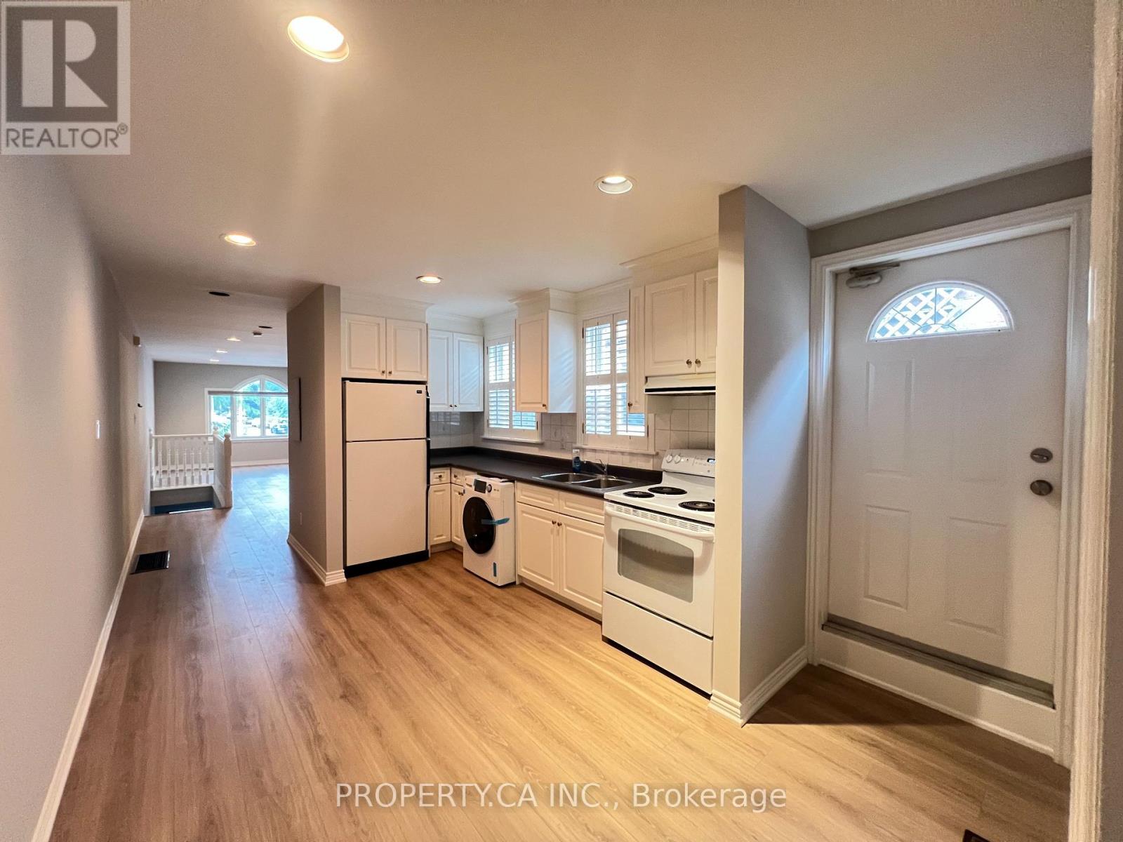 3221A YONGE STREET, Toronto (Lawrence Park North) — photo 3