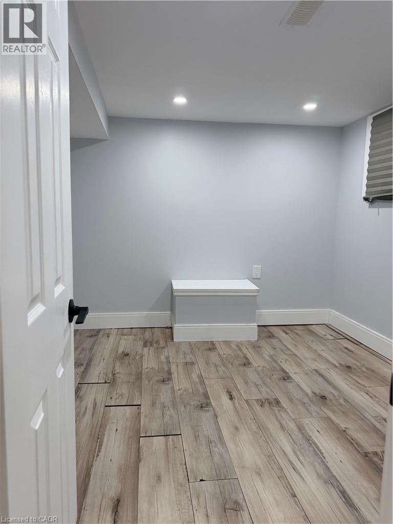 411 PALING Avenue Unit# LOWER, Hamilton — photo 6