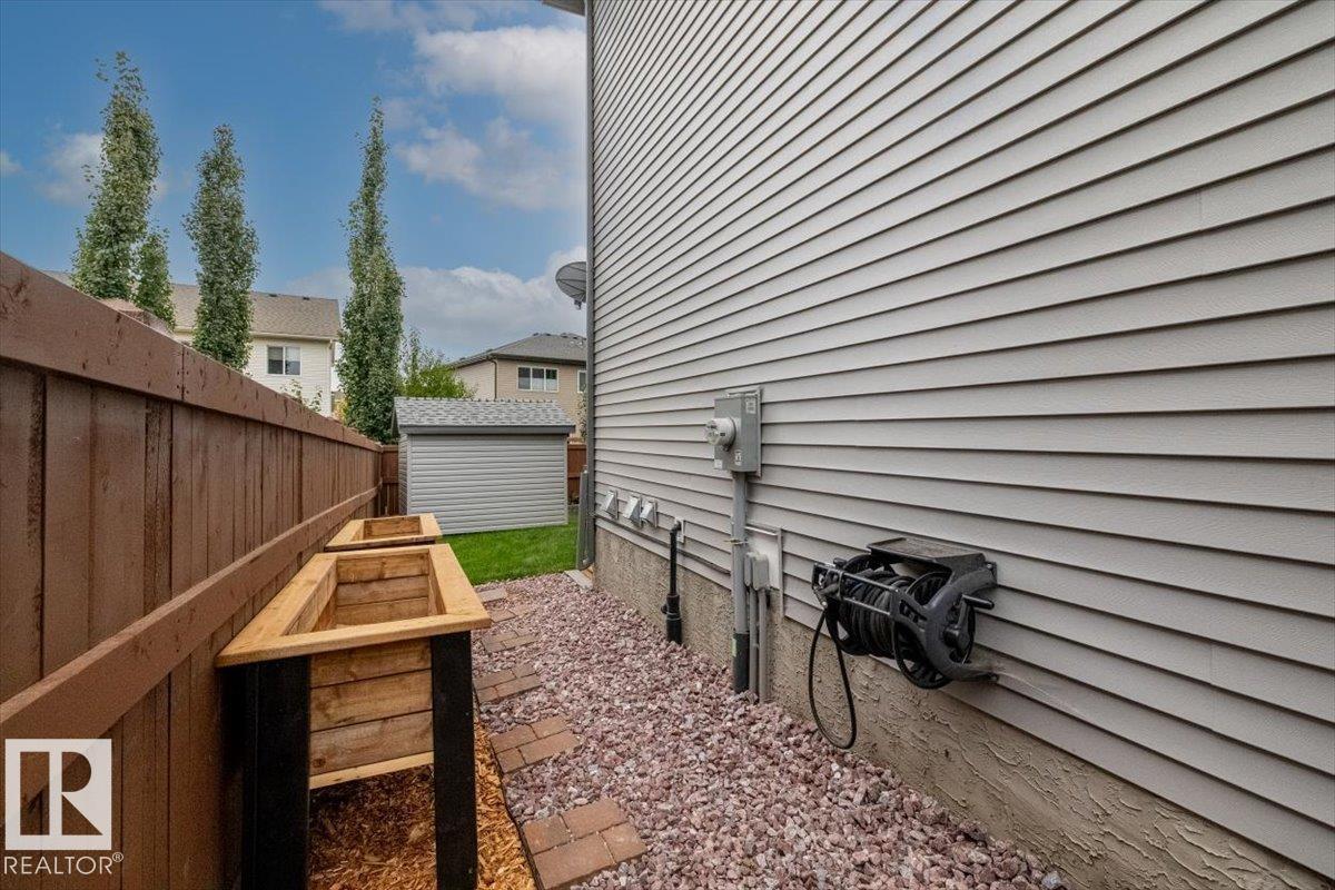 91 HILTON CV - Image 35