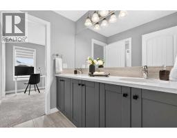 137 Cranbrook Cove Se, Calgary, AB T3M2S9 Photo 27