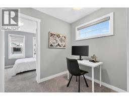 137 Cranbrook Cove Se, Calgary, AB T3M2S9 Photo 24