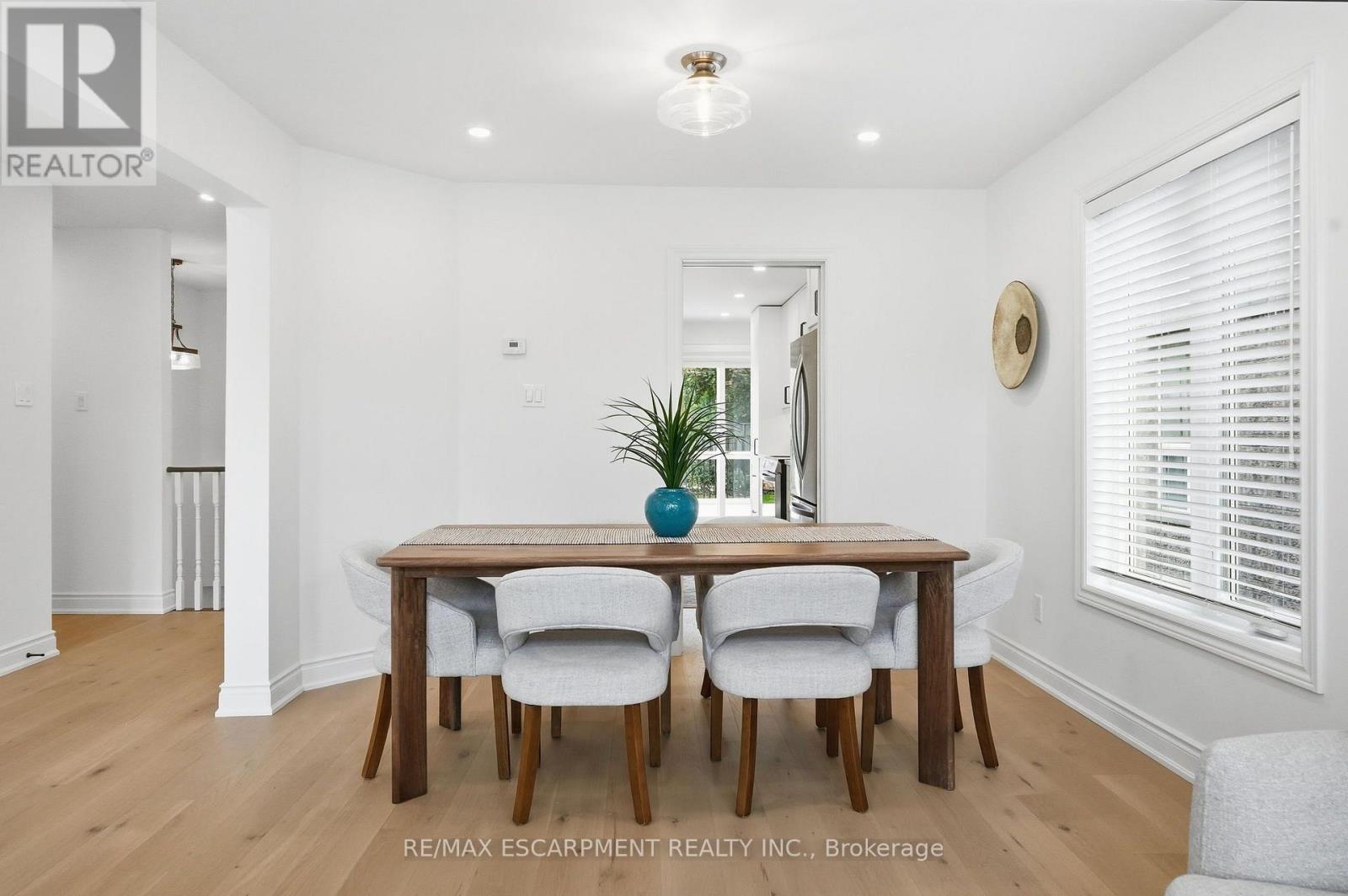 84 RILEY STREET, Hamilton (Waterdown) — photo 5