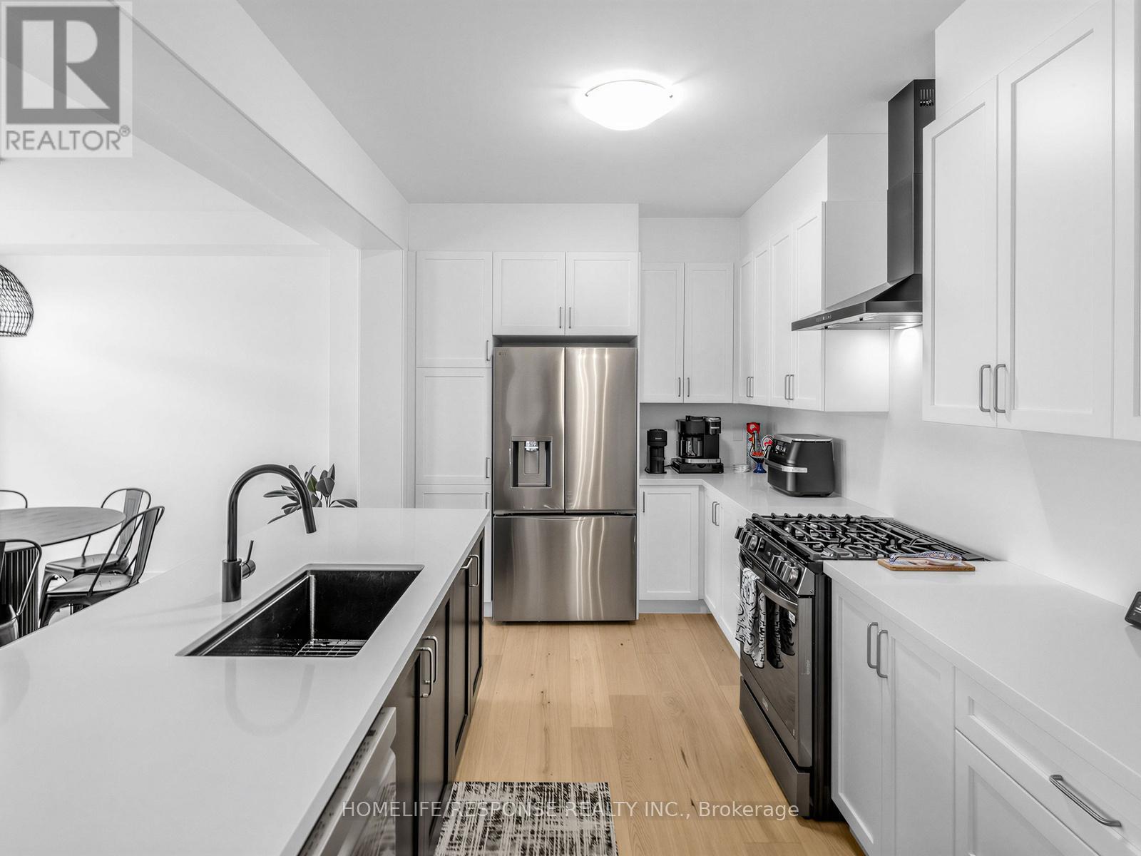 13 STANLEY LEITCH DRIVE - Image 7