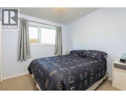 Family room - 1812 Lakemount Boulevard S, Lethbridge, AB T1K3R6 Photo 14