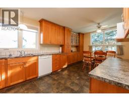 3pc Bathroom - 1812 Lakemount Boulevard S, Lethbridge, AB T1K3R6 Photo 9