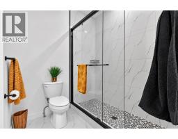140 25 Avenue Ne, Calgary, AB T2E1X8 Photo 21