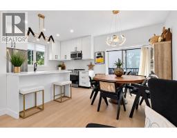 4pc Bathroom - 140 25 Avenue Ne, Calgary, AB T2E1X8 Photo 9