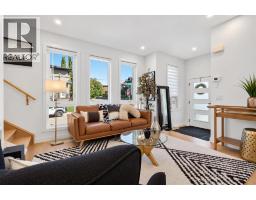 4pc Bathroom - 140 25 Avenue Ne, Calgary, AB T2E1X8 Photo 6
