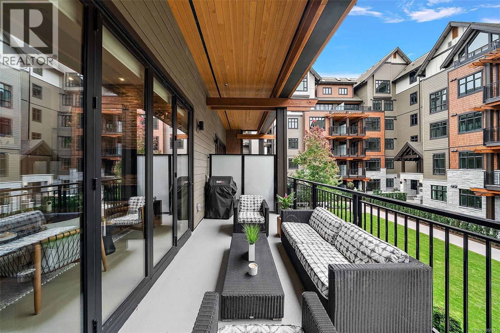 #207 427 Lampson St - 15