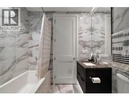 207 427 Lampson St, Esquimalt, BC V9A0K5 Photo 20
