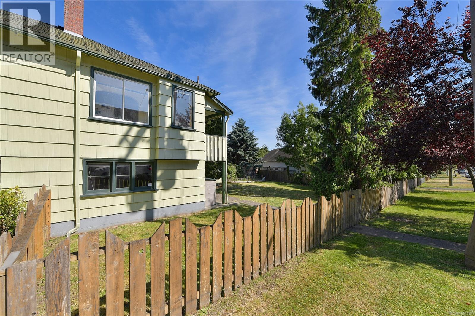 1113 Esquimalt Rd - Image 26